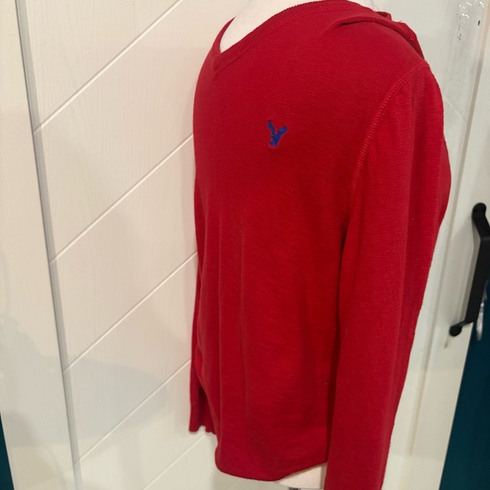 American Eagle Men's V-Neck Sweater in Bold Red/ Y2K Style‎ - Picture 4 of 7